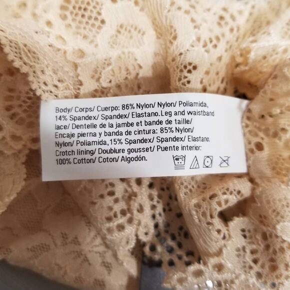 Maidenform Underwear 1 Boyshort and 1 Lace Thong Size 7 Large - Picture 6 of 6